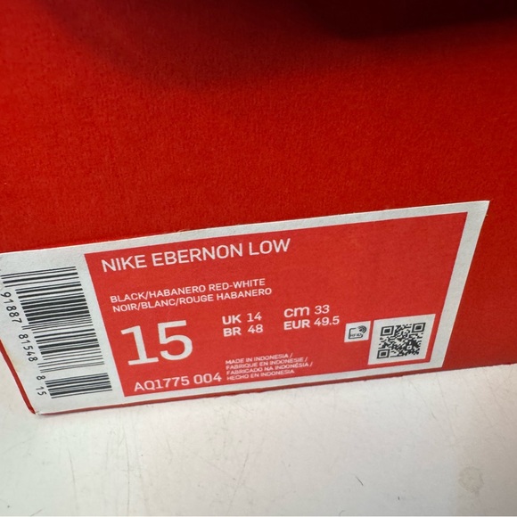 Nike Men's Black and Red Sneakers - Picture 7 of 8